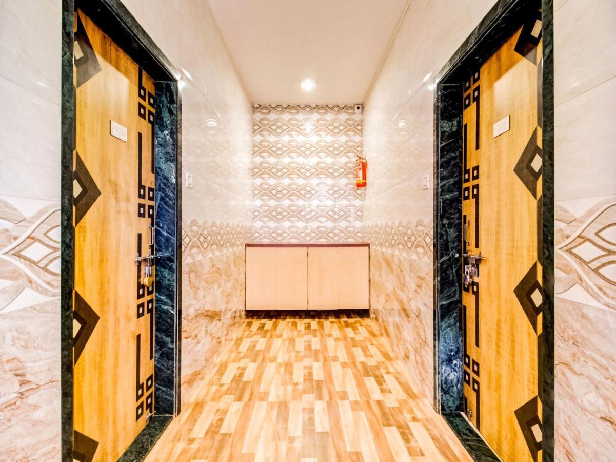 สปอต ออน 73478 ศรี ศรีนิวาส ลอดจ์ Hotel Kurmannapalem ภายนอก รูปภาพ